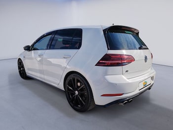 Used Volkswagen Golf 2017 for sale - 79481988: Photo
