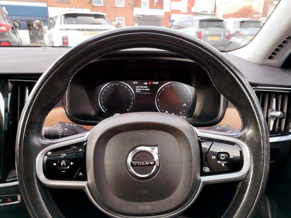 Used Volvo V90 2017 for sale - 77820735: Photo 14
