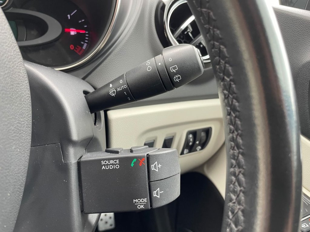 Used Renault Captur 2019 for sale - 77009634: Photo 42