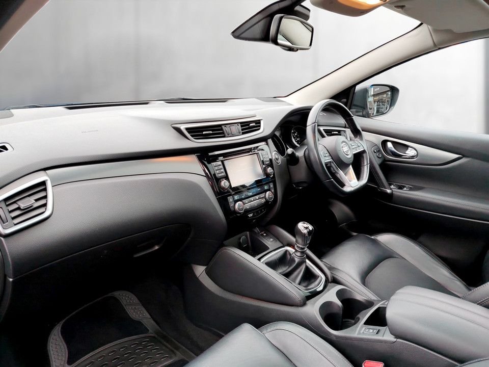 Used Nissan Qashqai 2017 for sale - 77798267: Photo 12