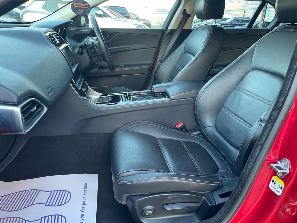 Used Jaguar XE 2018 for sale - 77009629: Photo 31