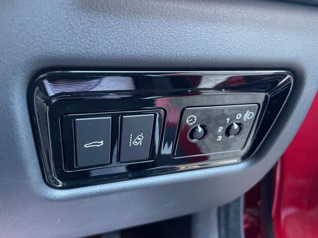 Used Jaguar XE 2018 for sale - 77009629: Photo 34