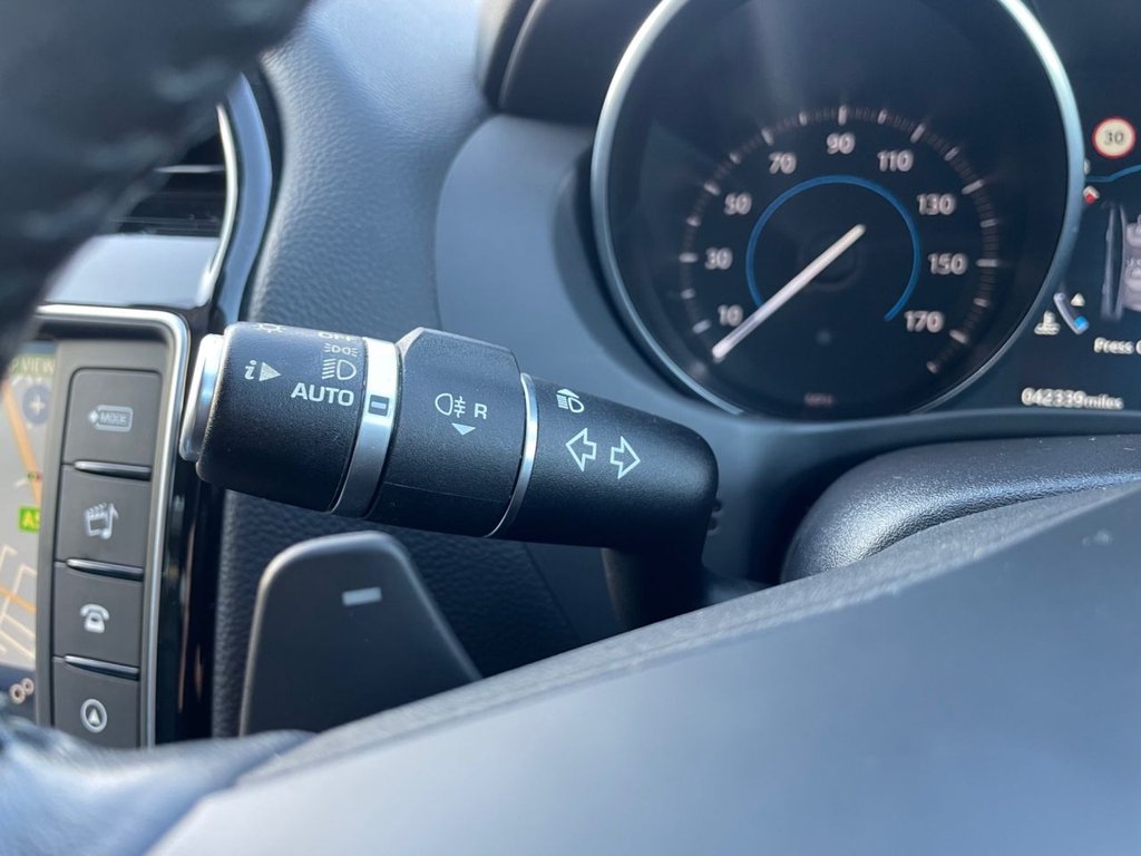 Used Jaguar XE 2018 for sale - 77009629: Photo 40