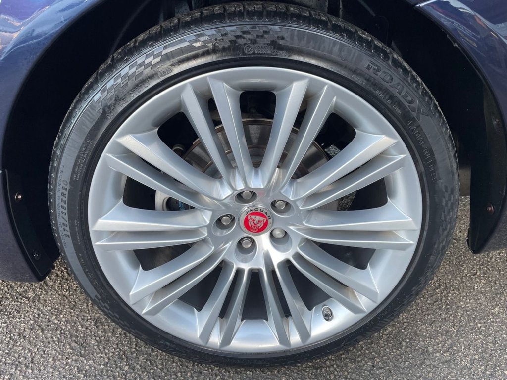 Used Jaguar XJ 2015 for sale - 77009650: Photo 14