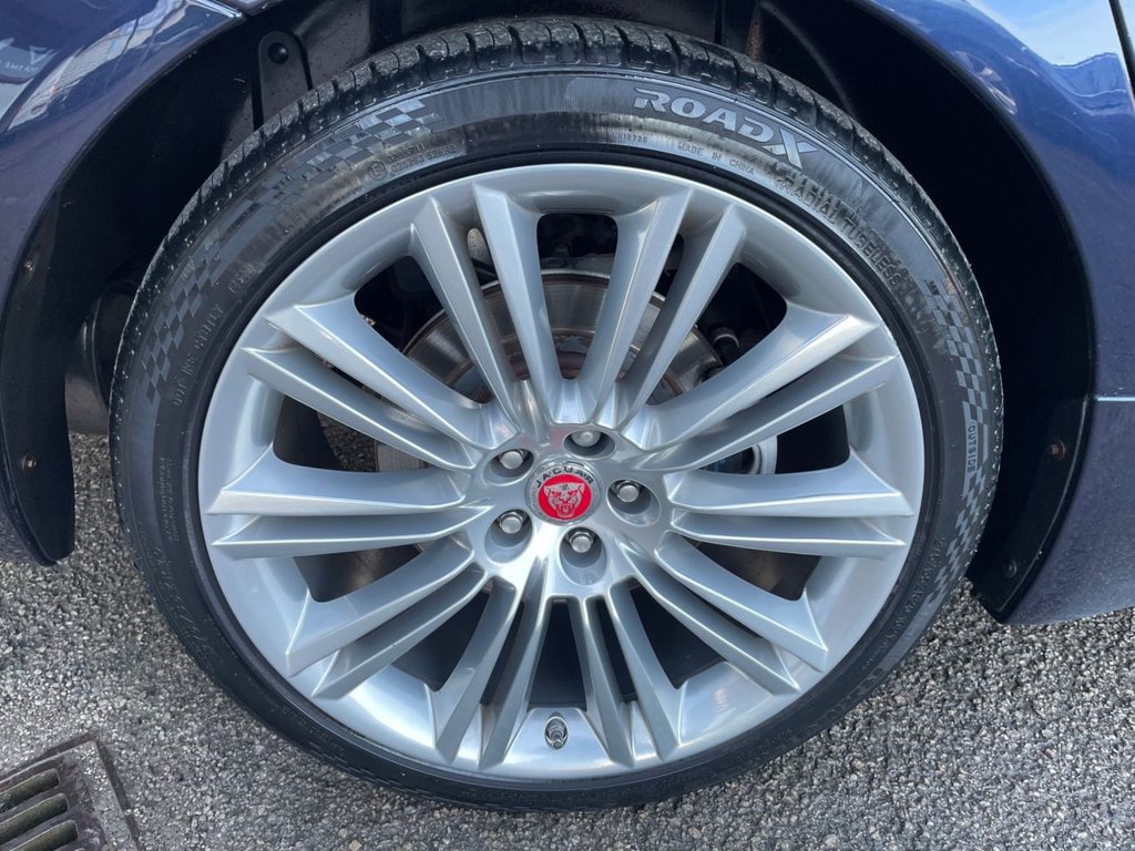 Used Jaguar XJ 2015 for sale - 77009650: Photo 16