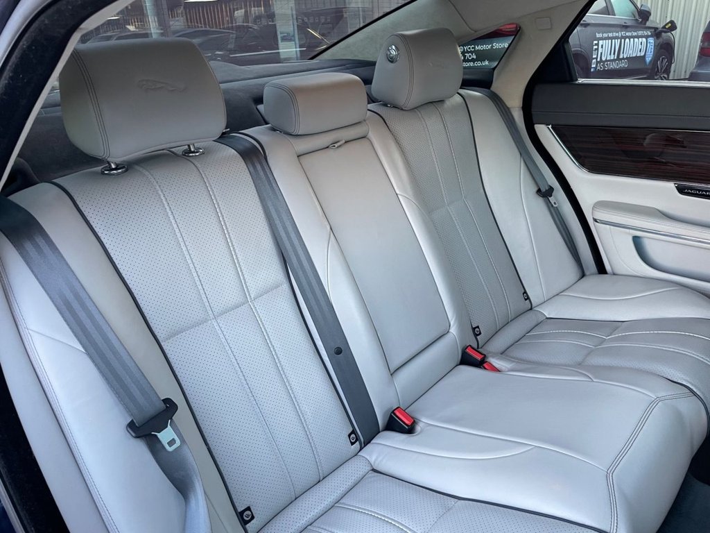 Used Jaguar XJ 2015 for sale - 77009650: Photo 29