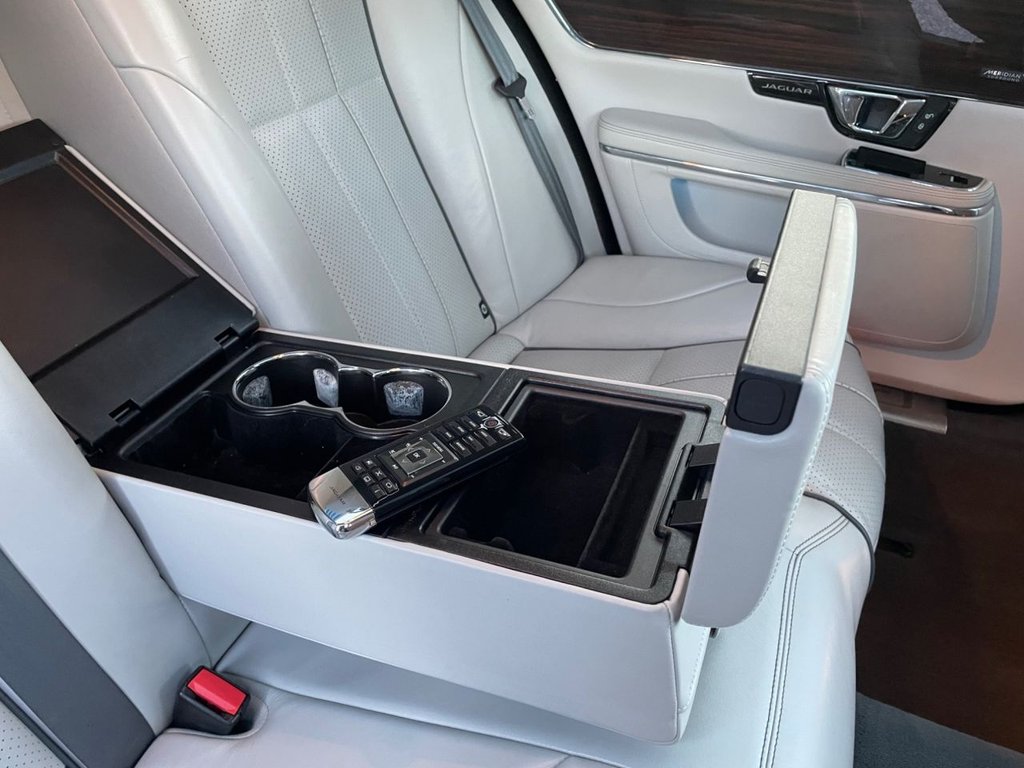 Used Jaguar XJ 2015 for sale - 77009650: Photo 34