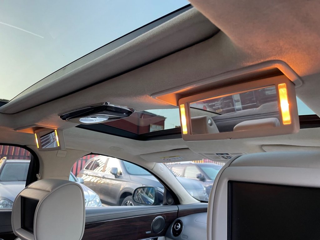 Used Jaguar XJ 2015 for sale - 77009650: Photo 38