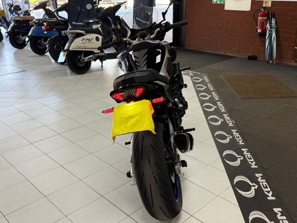 Used Yamaha MT-10 2021 for sale - 78382781: Photo 7