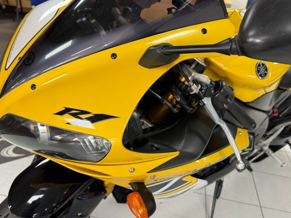 Used Yamaha R1 2006 for sale - 78382844: Photo 16