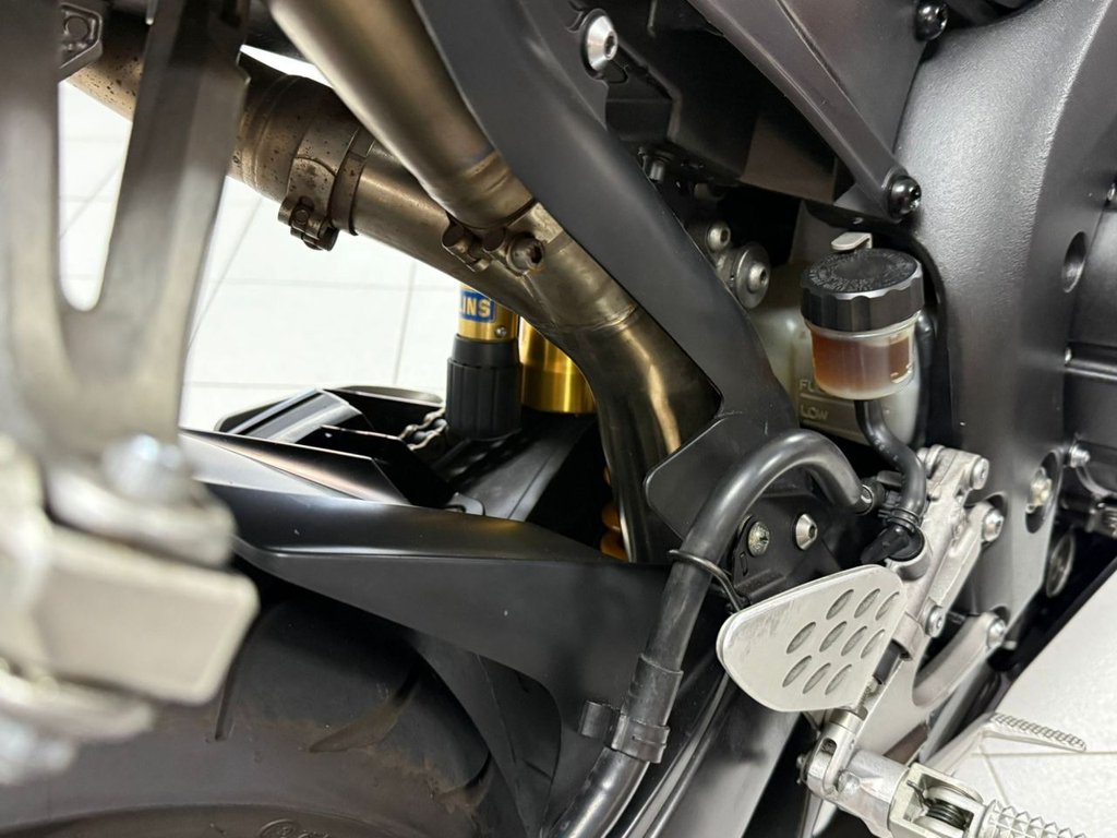 Used Yamaha R1 2006 for sale - 78382844: Photo 37