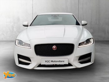 Used Jaguar XF 2018 for sale - 78682544: Photo