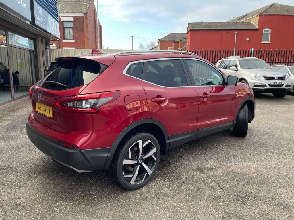 Used Nissan Qashqai 2018 for sale - 77006969: Photo 2