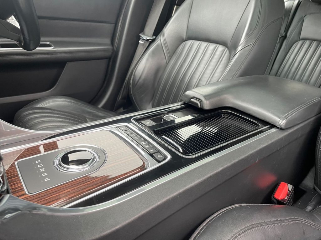 Used Jaguar XF 2017 for sale - 77009679: Photo 38