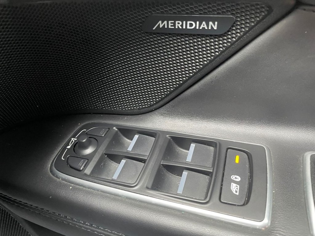 Used Jaguar XF 2017 for sale - 77009679: Photo 43