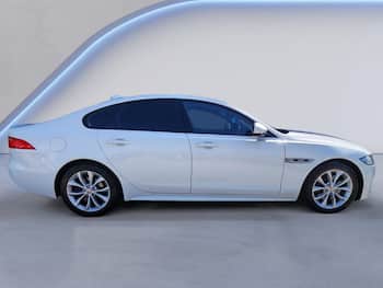 Used Jaguar XF 2017 for sale - 79482007: Photo