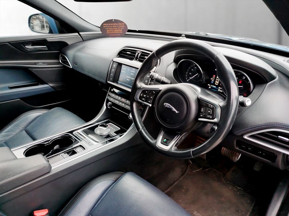 Used Jaguar XE 2015 for sale - 77407659: Photo 13