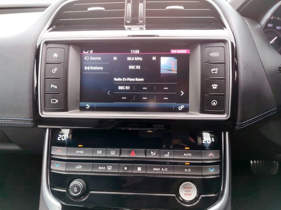 Used Jaguar XE 2015 for sale - 77407659: Photo 14