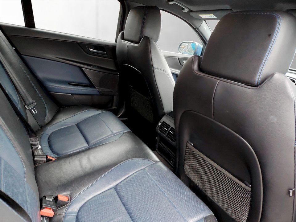 Used Jaguar XE 2015 for sale - 77407659: Photo 20