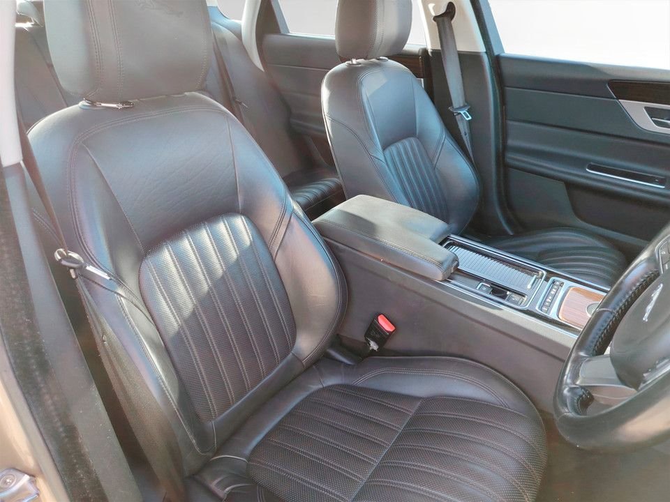 Used Jaguar XF 2016 for sale - 78096498: Photo 15