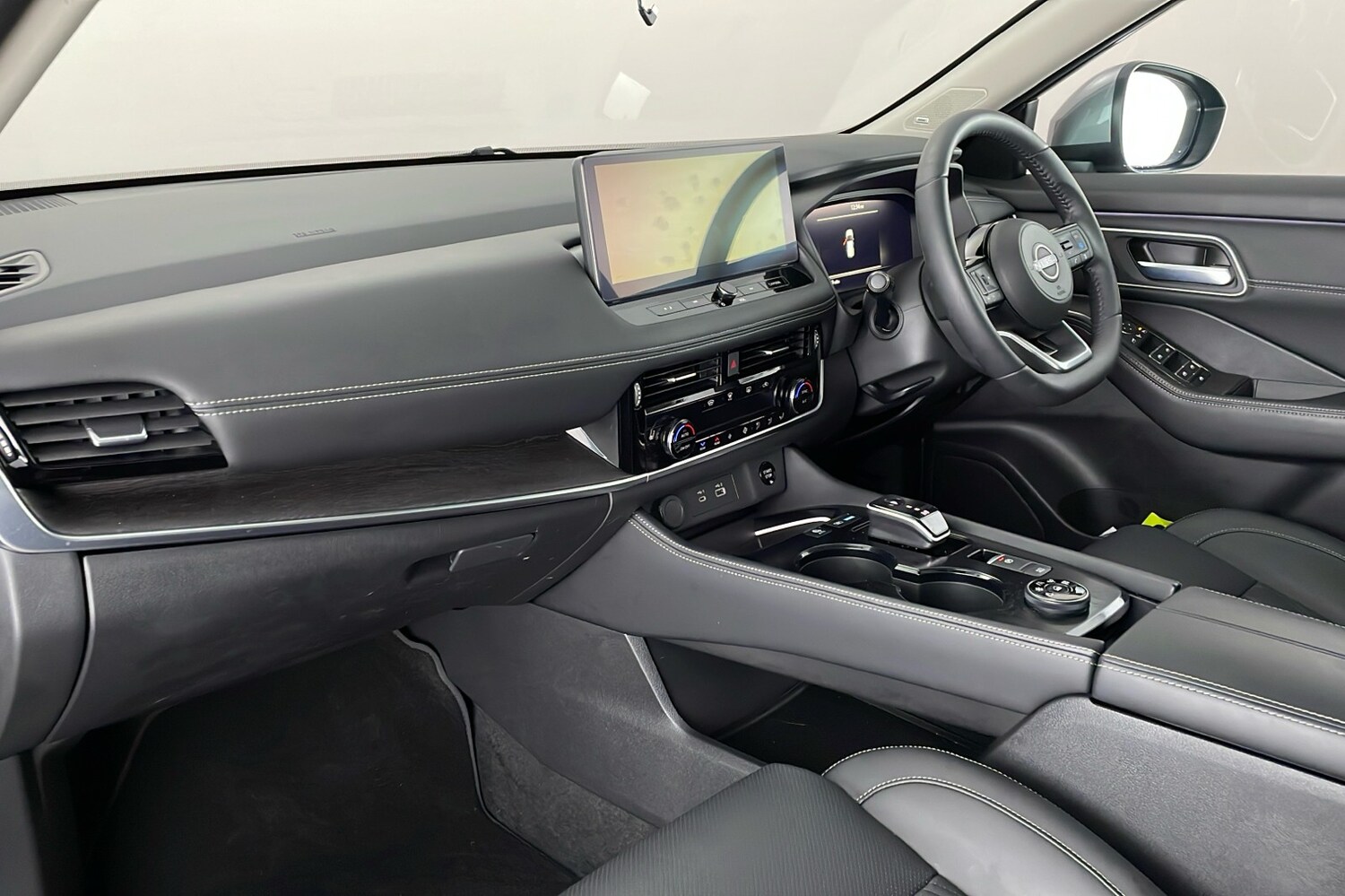 Used Nissan X-Trail for sale - 77729381: Photo 9