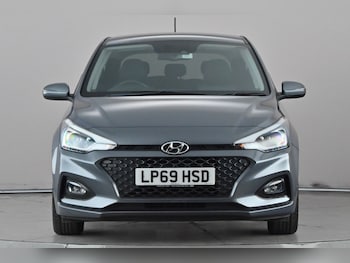 Used Hyundai i20 2020 for sale - 79114717: Photo