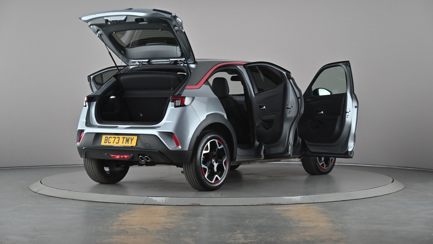 Vehicle 83