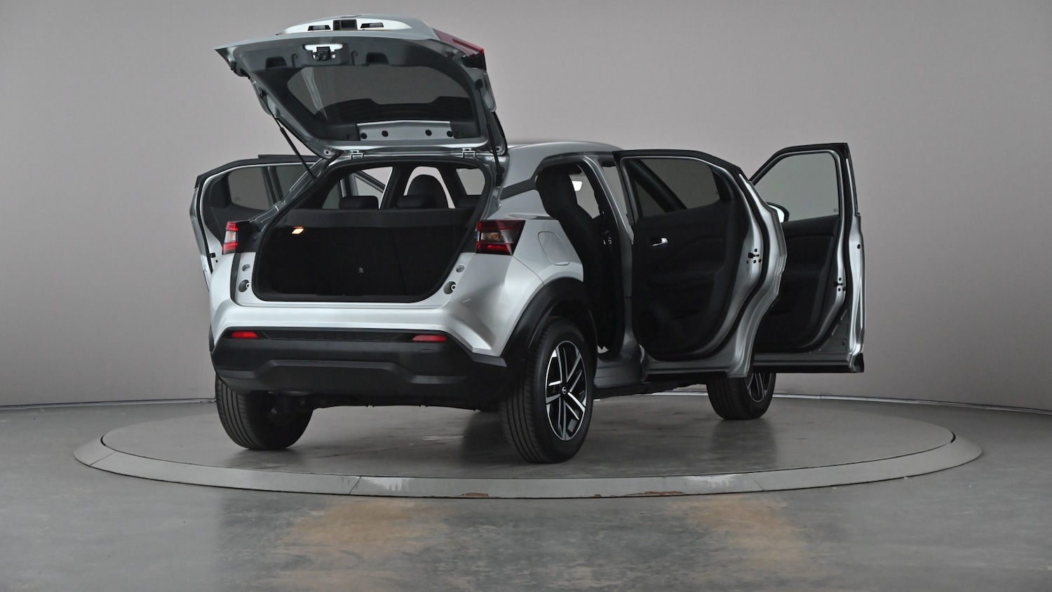 Vehicle 83