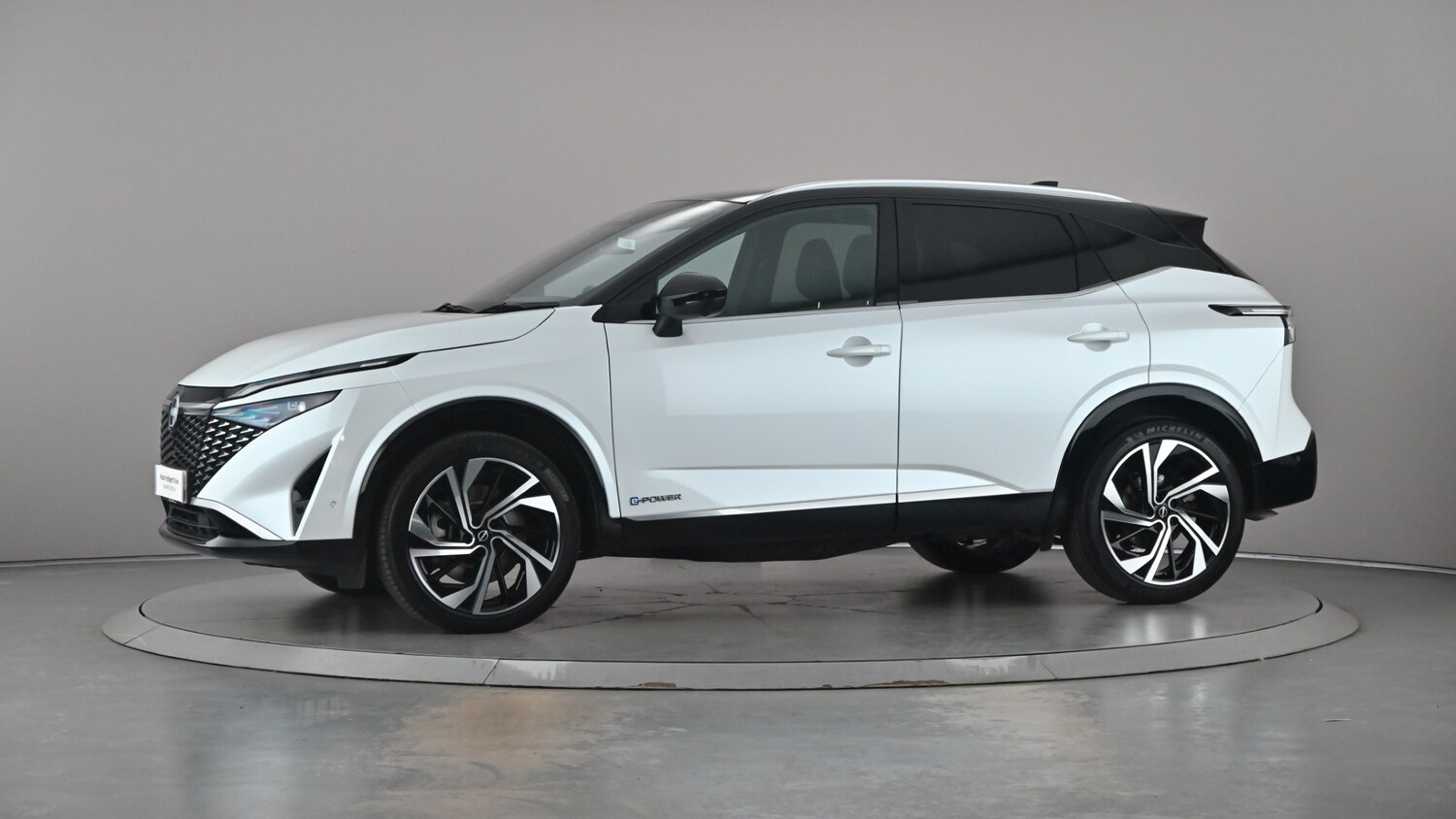 Vehicle 33