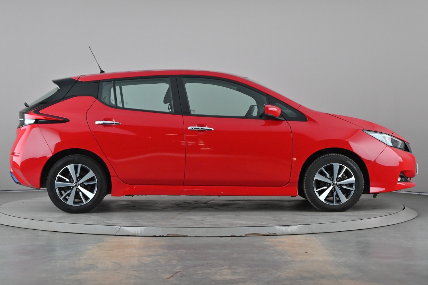 Used Nissan Leaf 2021 for sale - 77729440: Photo 3