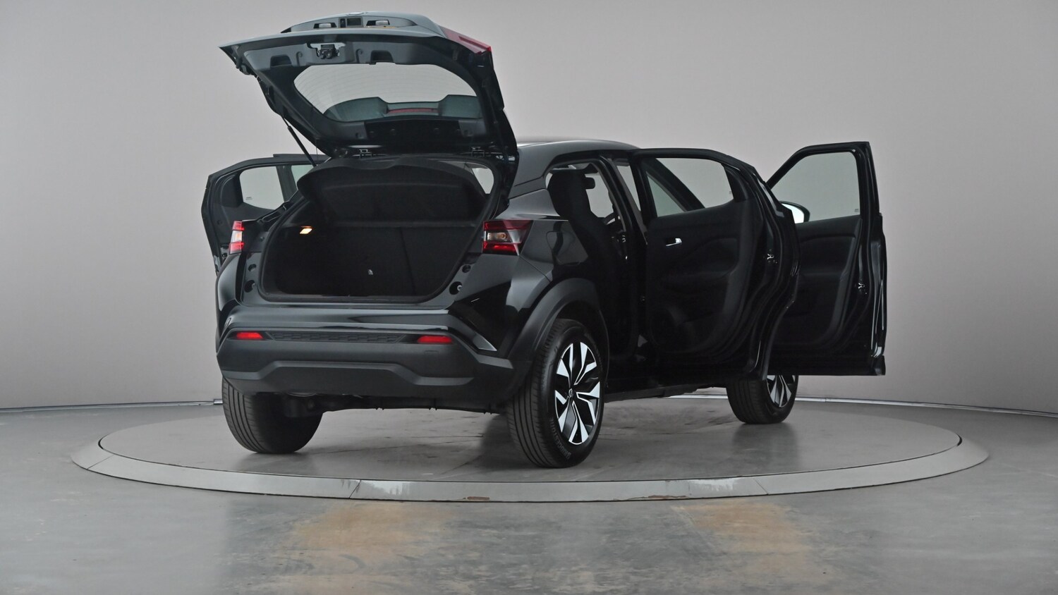 Vehicle 83