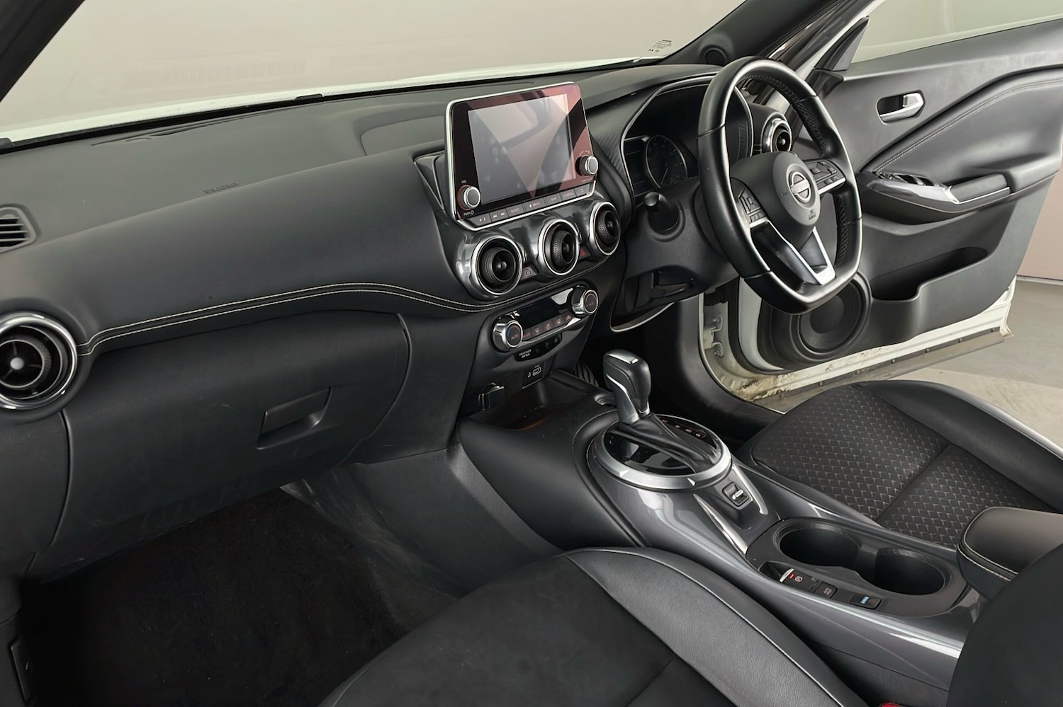 Used Nissan Juke 2023 for sale - 78182548: Photo 23