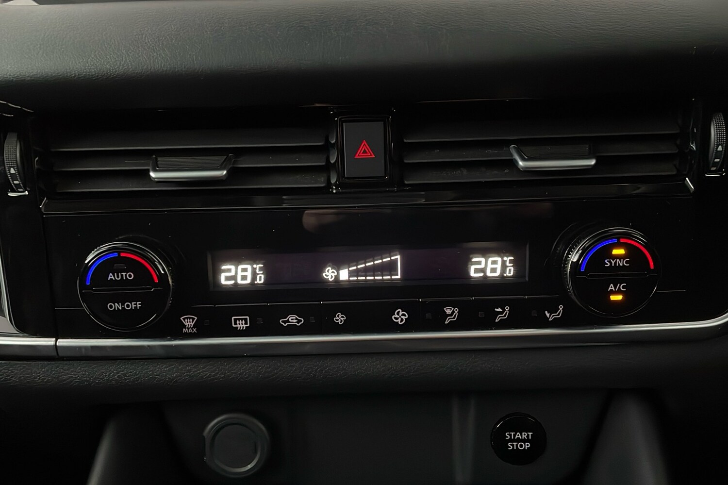 Used Nissan Qashqai for sale - 77729321: Photo 19