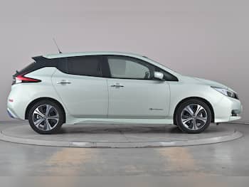 Used Nissan Leaf 2018 for sale - 79581974: Photo