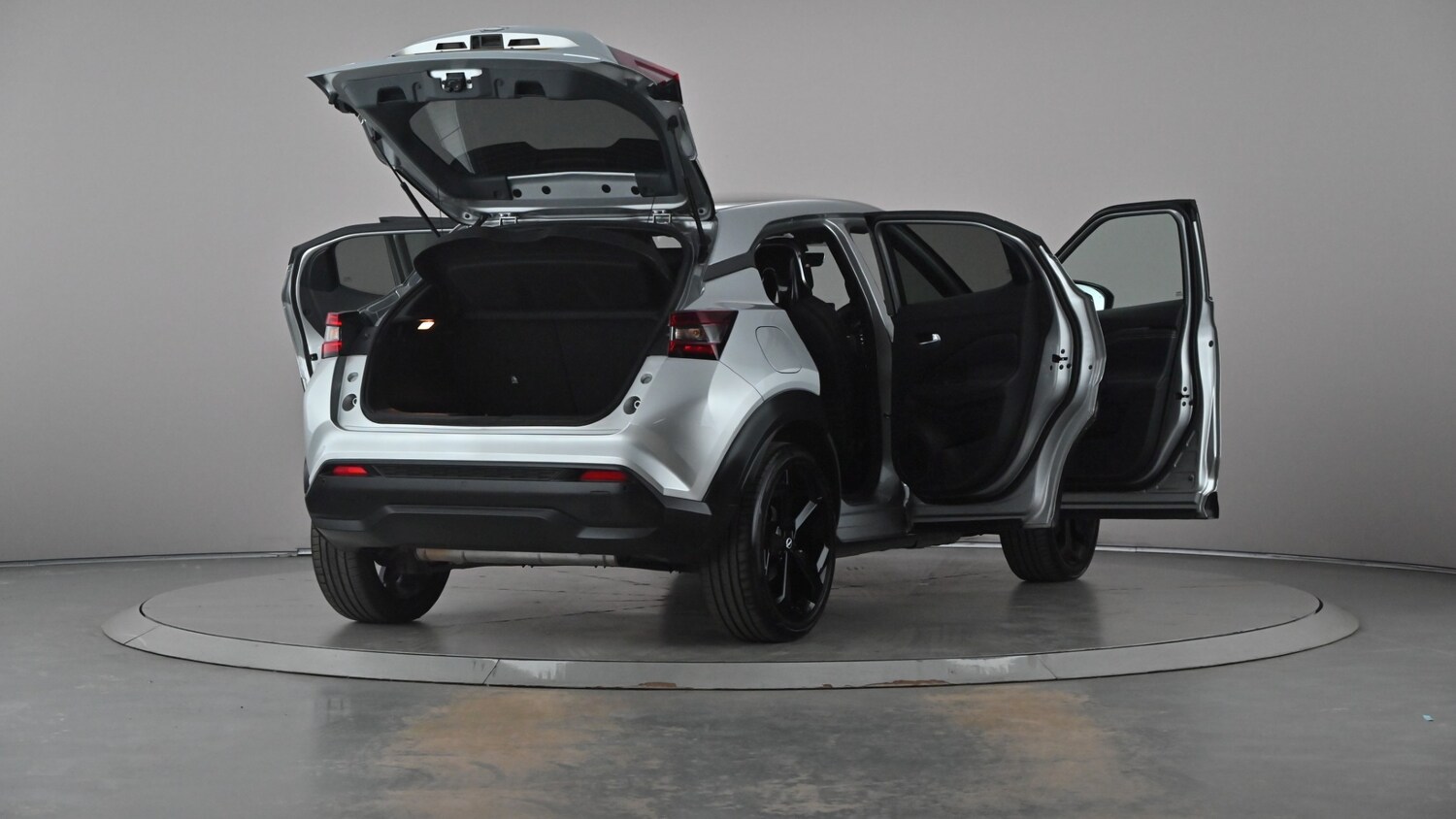 Vehicle 83