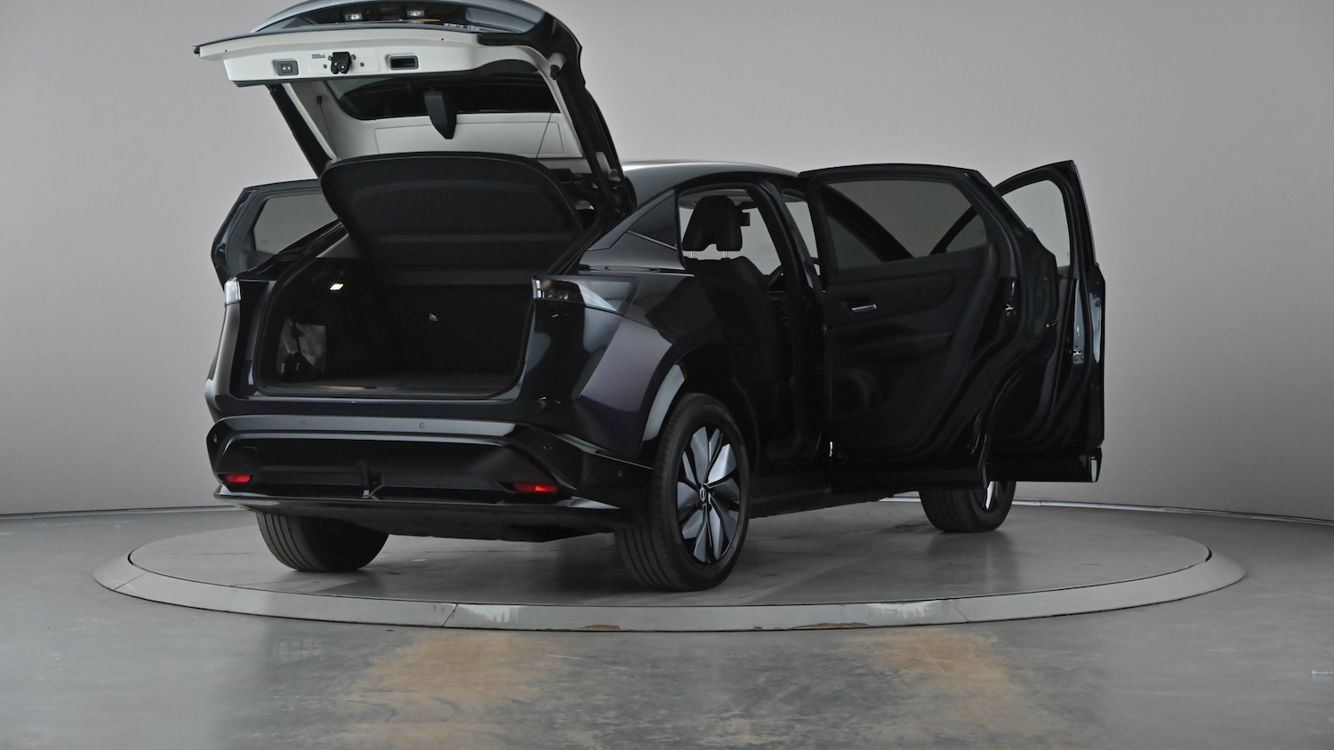 Vehicle 83