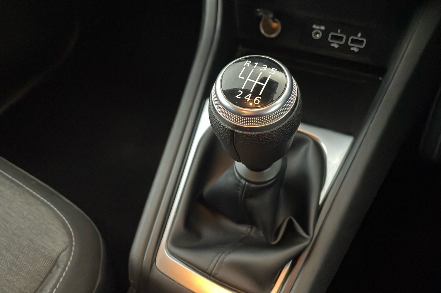 Used Renault Captur for sale - 77729383: Photo 15