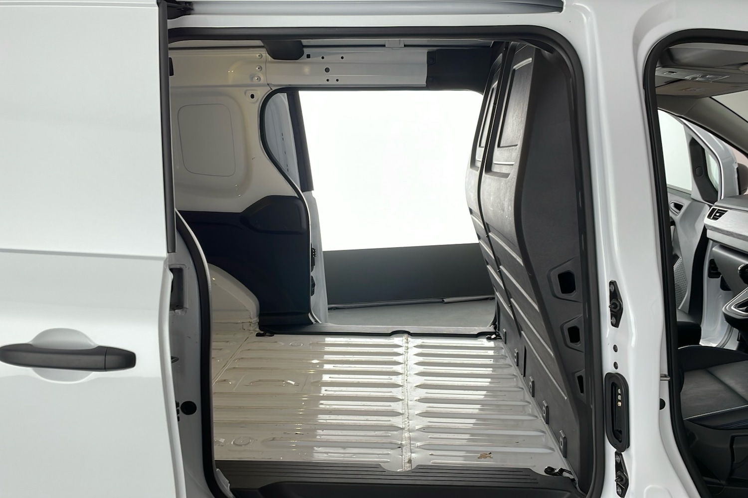 Used Nissan Other 2024 for sale - 77729292: Photo 13