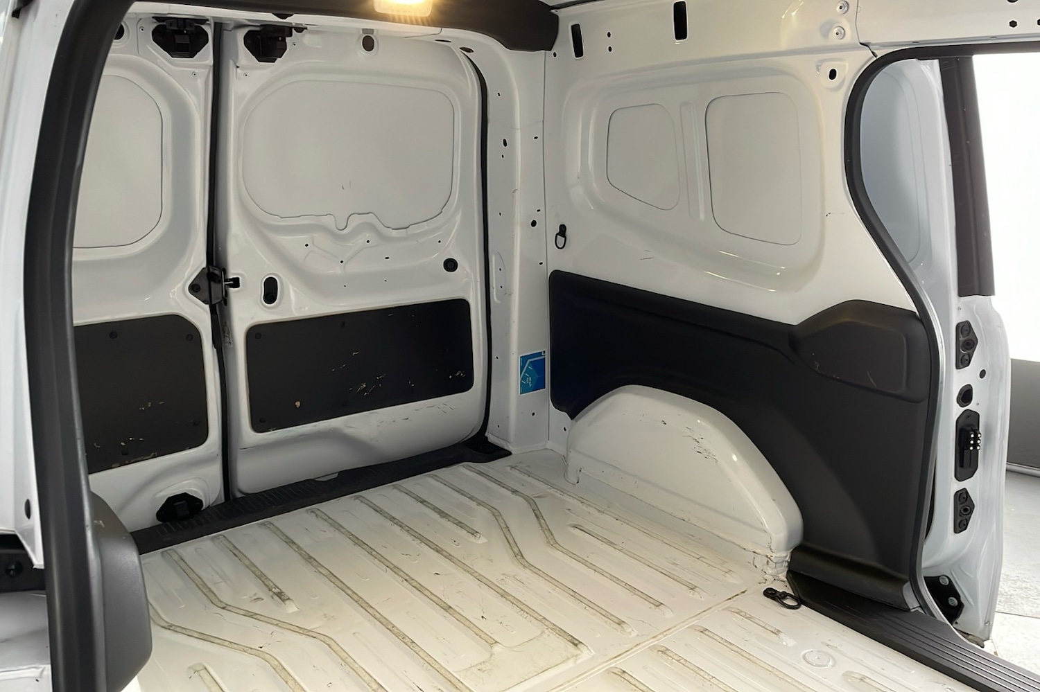 Used Nissan Other 2024 for sale - 77729292: Photo 14