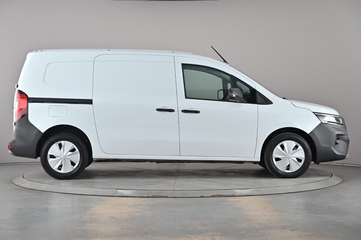 Used Nissan Other 2024 for sale - 77729292: Photo 3