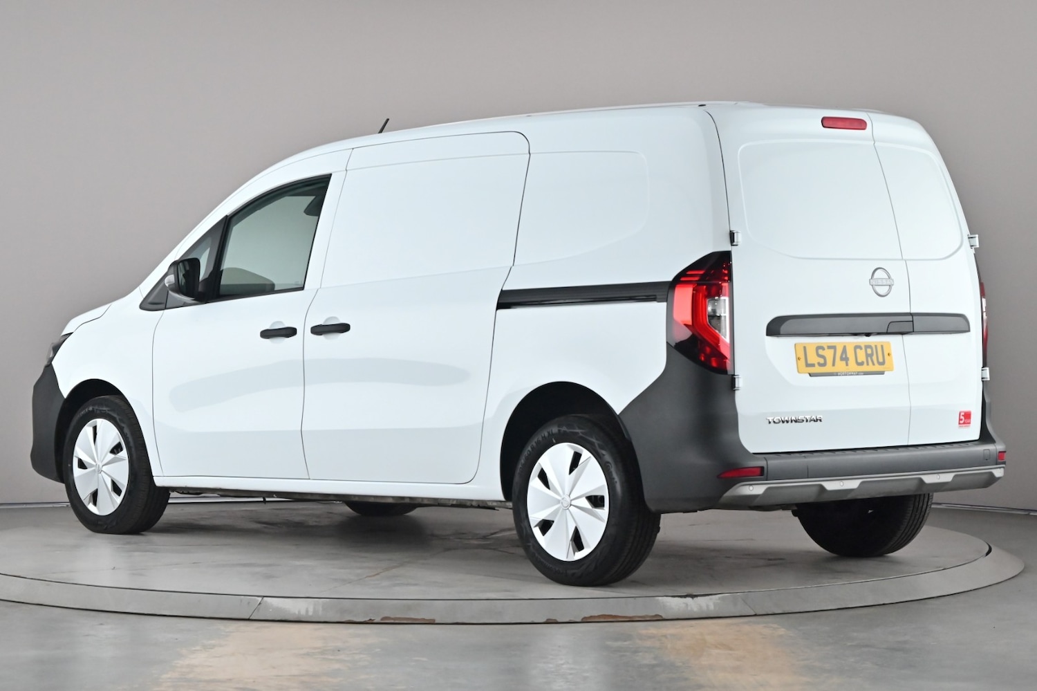 Used Nissan Other 2024 for sale - 77729292: Photo 7