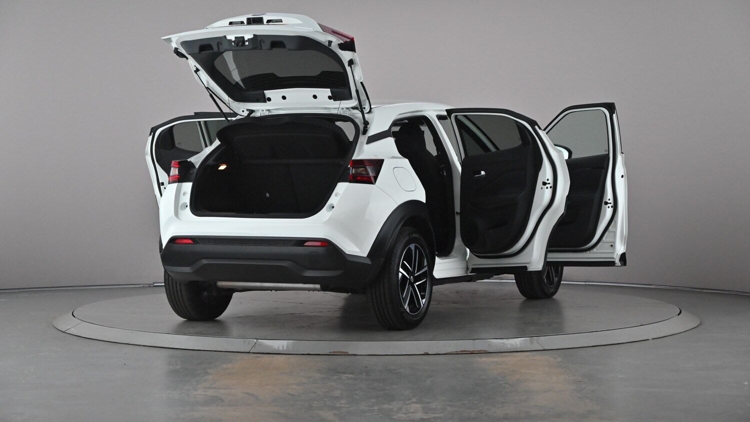 Vehicle 83