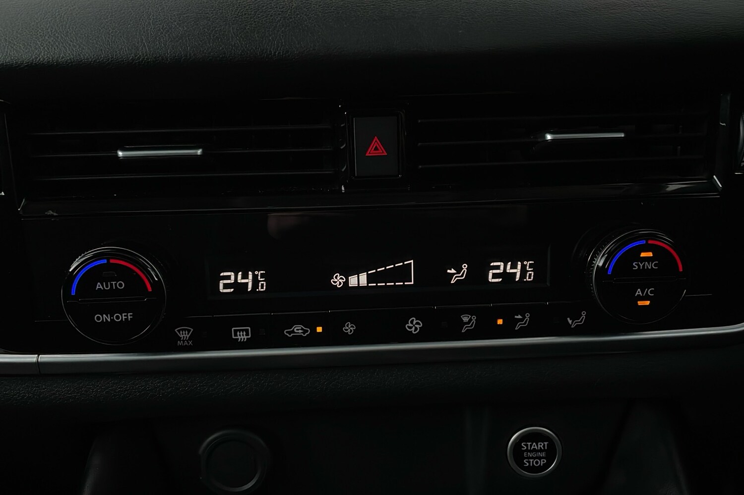 Used Nissan Qashqai for sale - 77729329: Photo 19