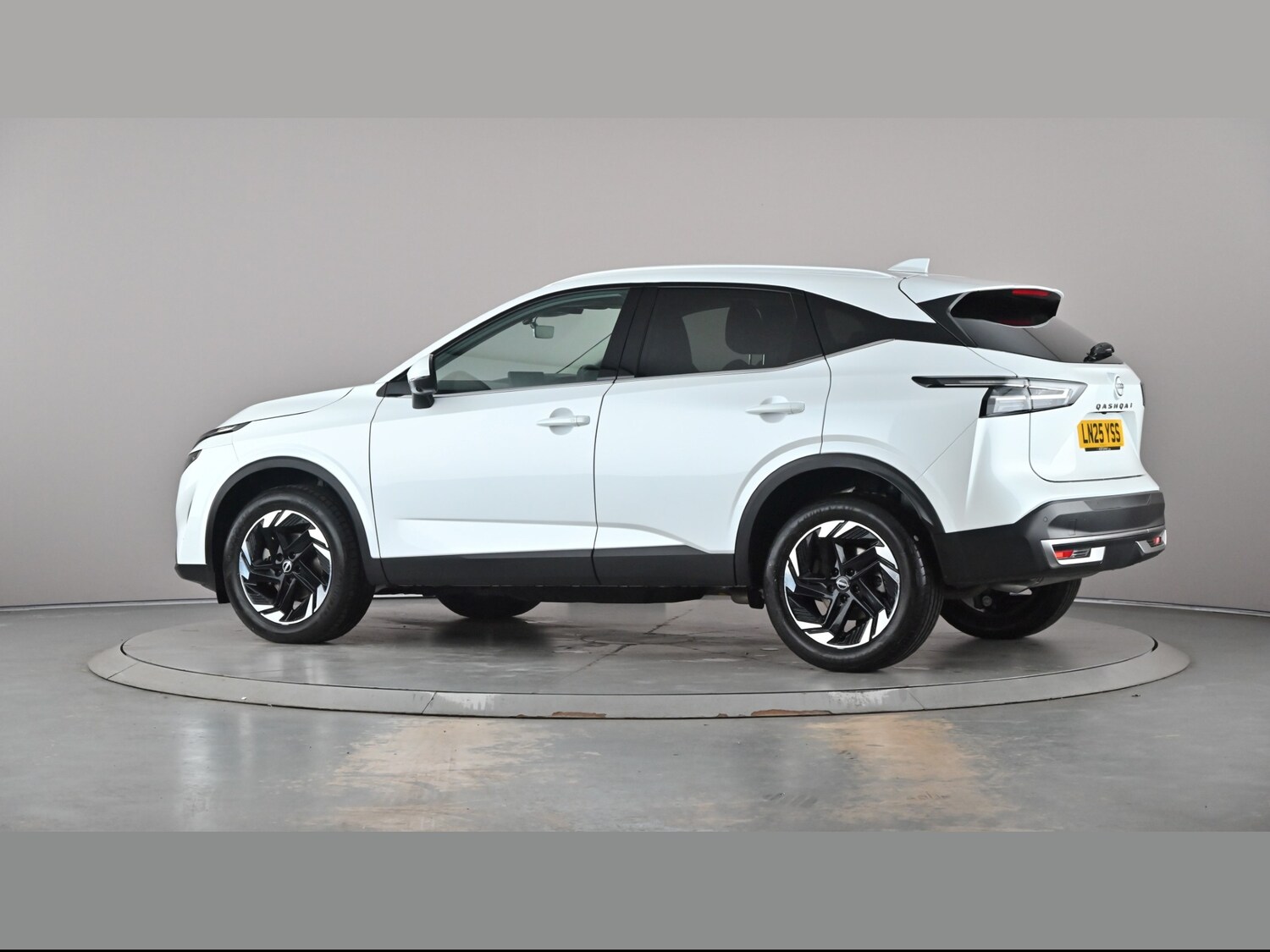 Used Nissan Qashqai for sale - 77729325: Photo 38