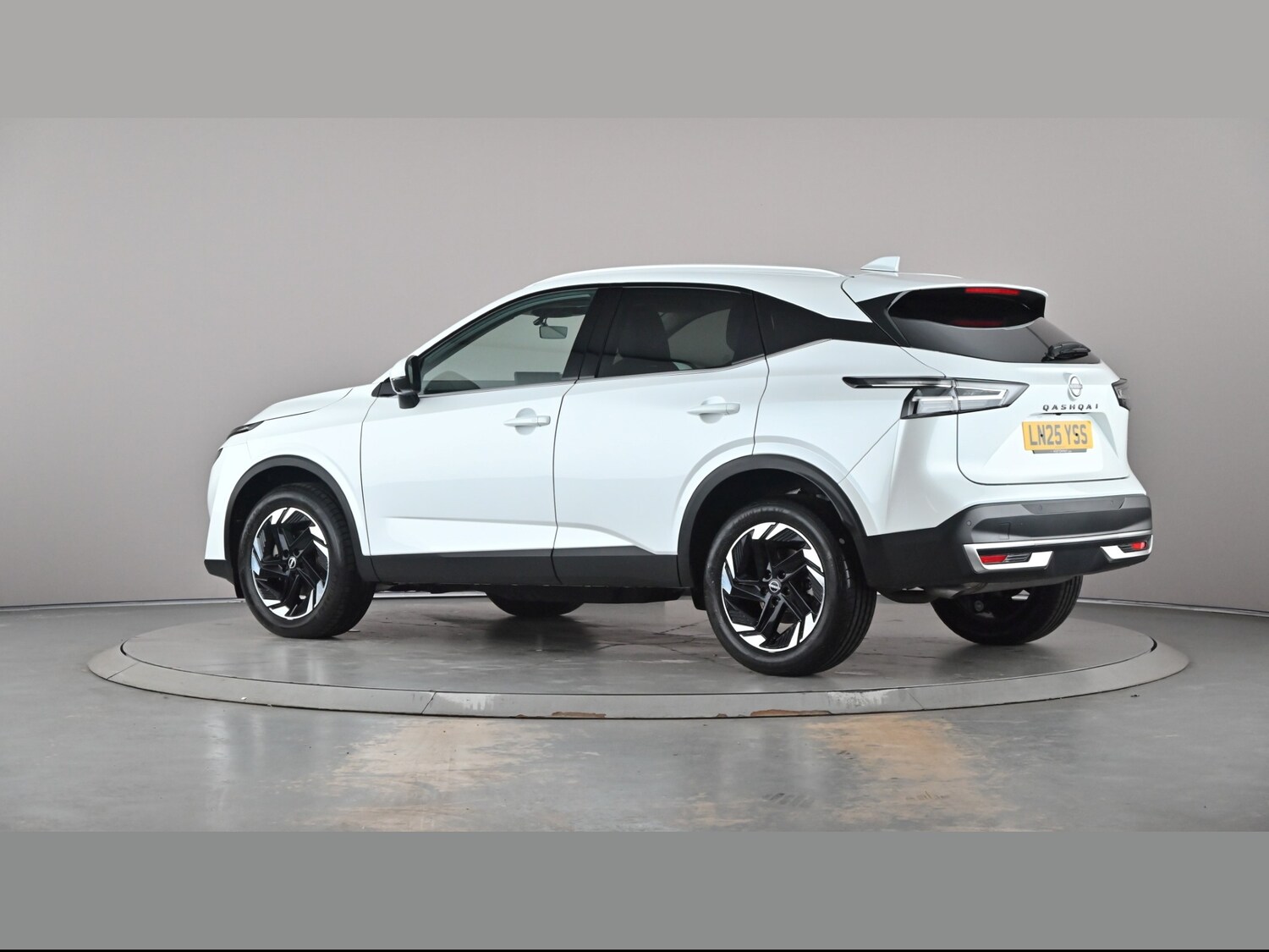 Used Nissan Qashqai for sale - 77729325: Photo 39