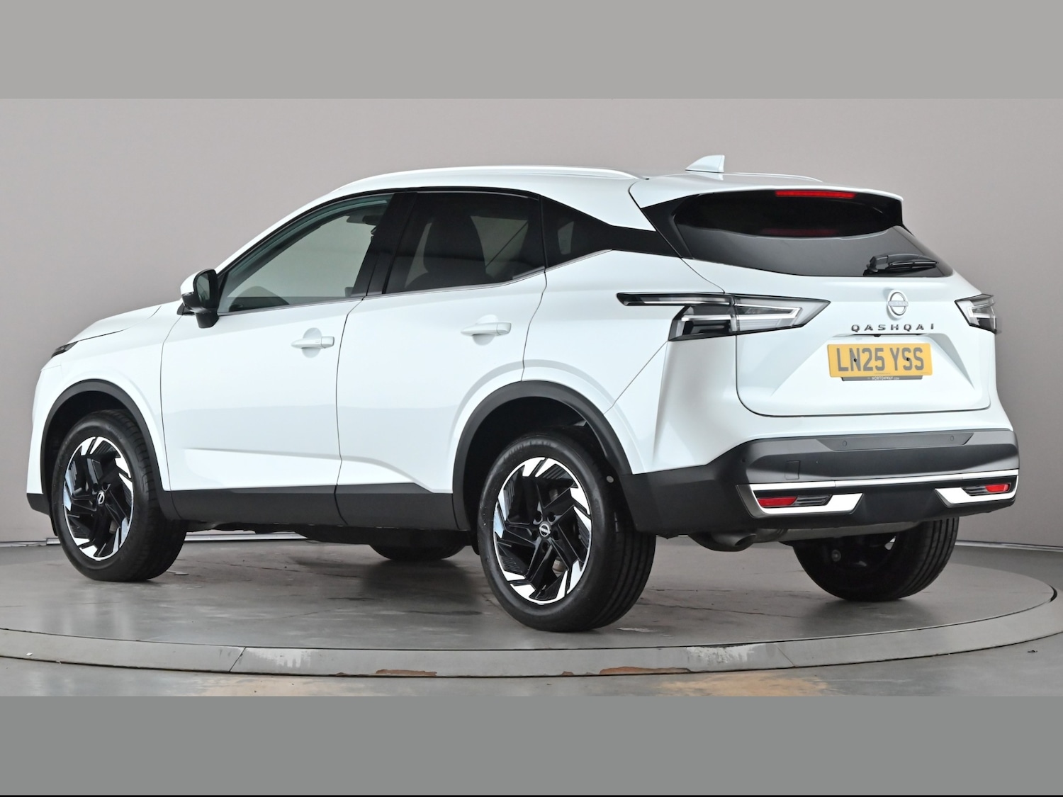 Used Nissan Qashqai for sale - 77729325: Photo 4