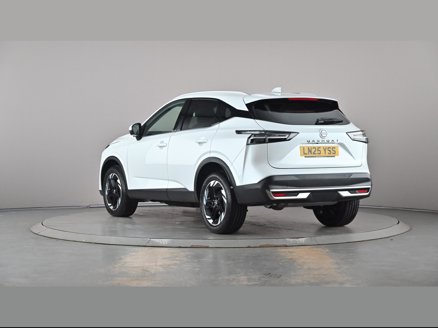 Used Nissan Qashqai for sale - 77729325: Photo 41