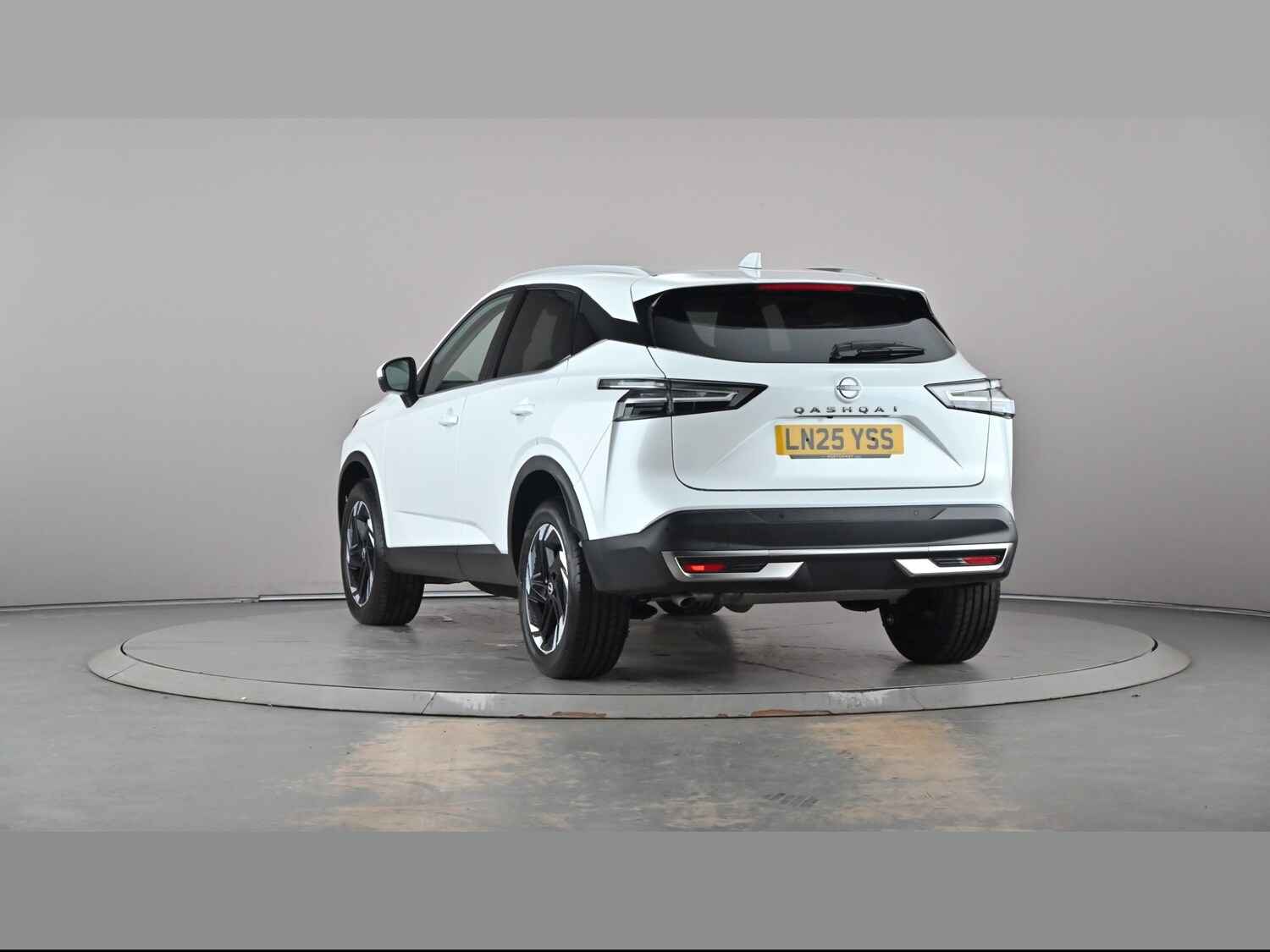 Used Nissan Qashqai for sale - 77729325: Photo 42