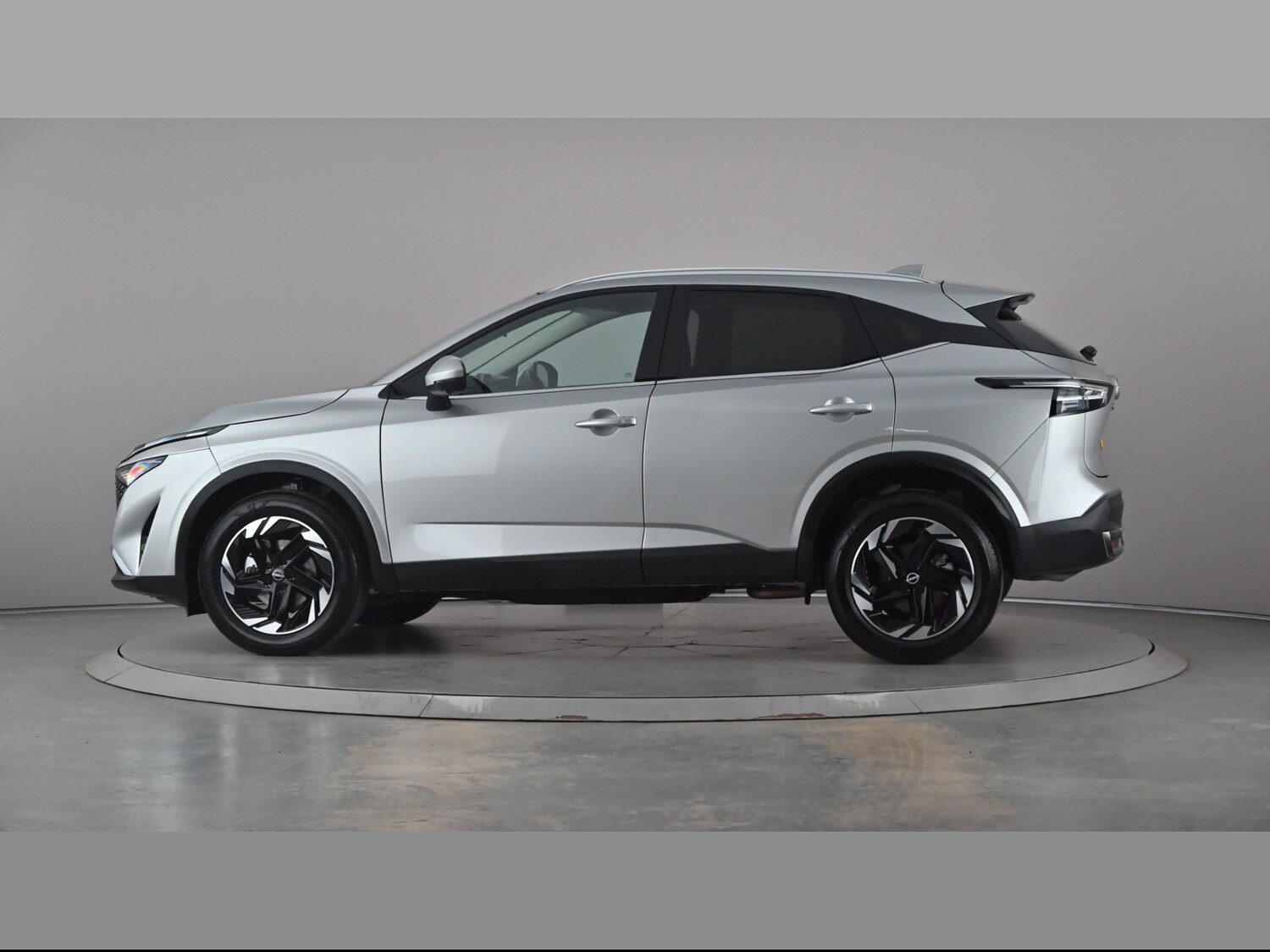 Used Nissan Qashqai for sale - 77729314: Photo 35