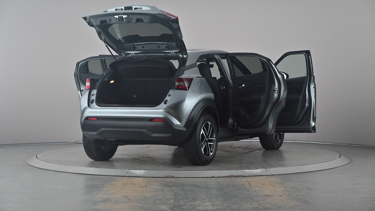 Vehicle 83